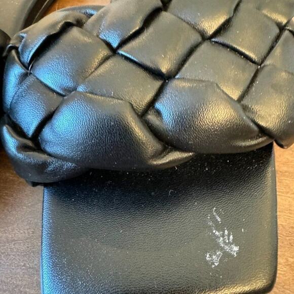 Womens Black Braided Slide Sandal Size 8 - Picture 5 of 5